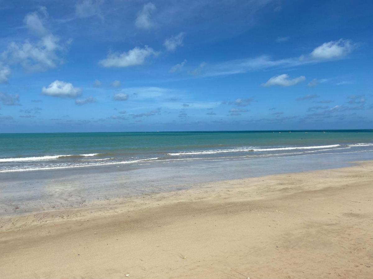 Bela Hospedagem - Flat pé na areia no Bessa com vista incrível do mar João Pessoa Esterno foto