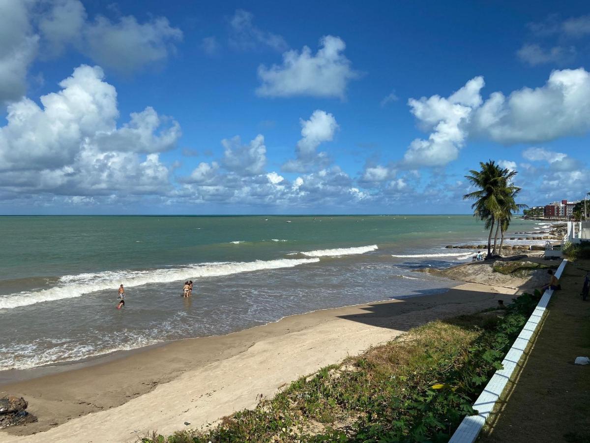 Bela Hospedagem - Flat pé na areia no Bessa com vista incrível do mar João Pessoa Esterno foto